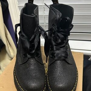 Black Glitter Women's Boots